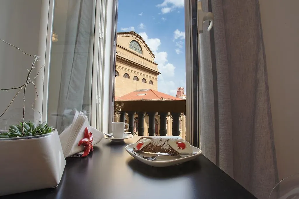 Guest house All'Ombra Del Massimo Palermo